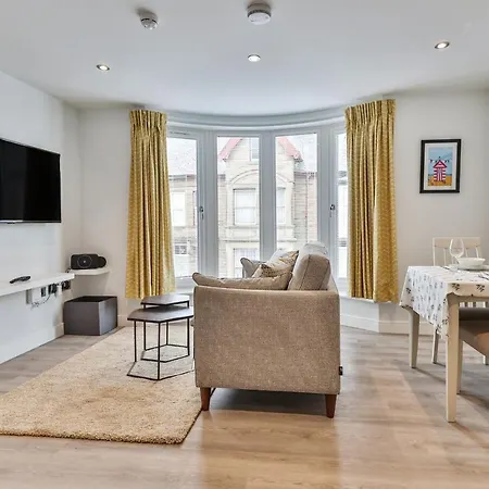 Finest Retreats - 13 Belle House - 2