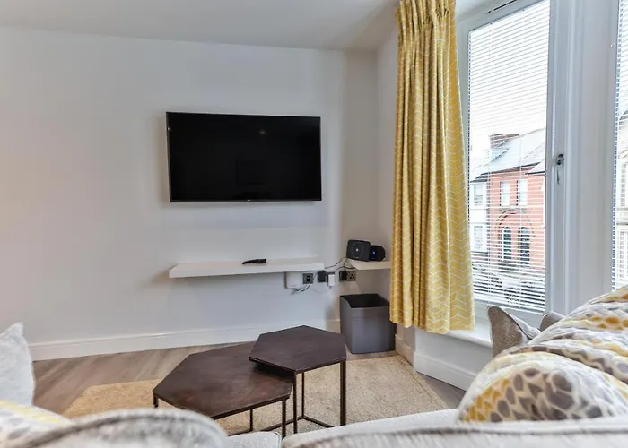 Finest Retreats - 13 Belle House - 2 Apartment Filey