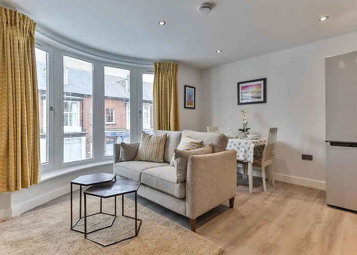 Apartment Finest Retreats - 13 Belle House - 2