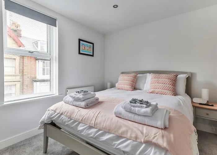 Finest Retreats - 13 Belle House - 2 Apartment *